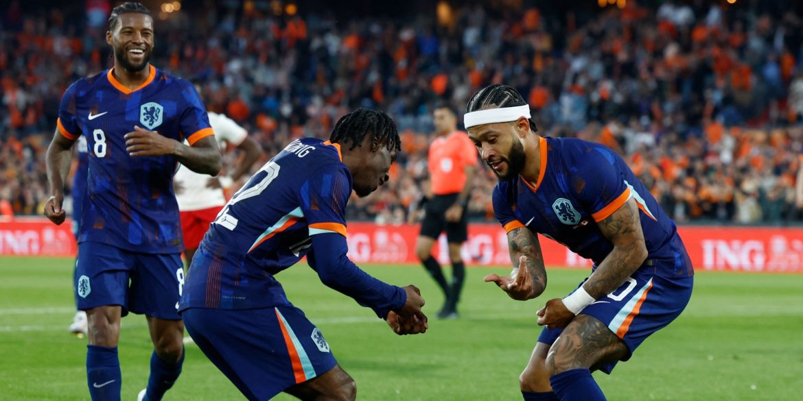 Slot personally contacts "incredible" Netherlands star over Liverpool move