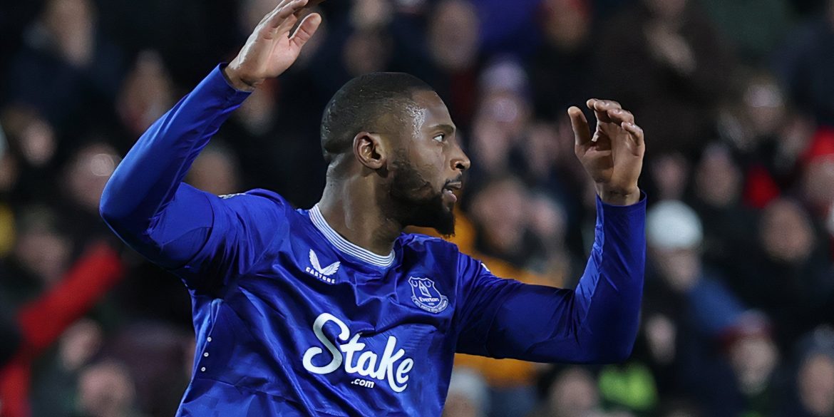 Moyes must ruthlessly drop Beto to unleash Everton's “serious” talent