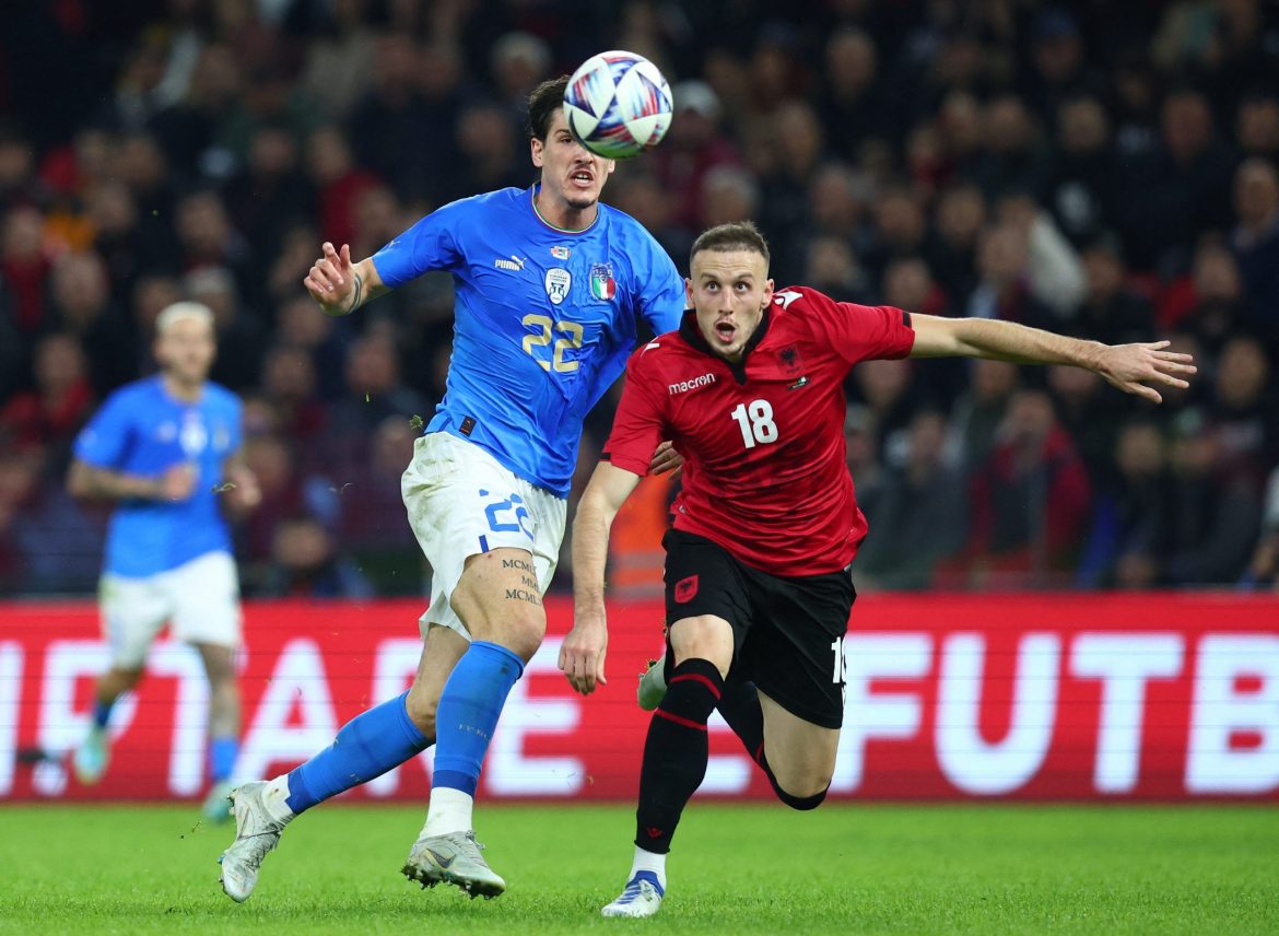 Tottenham: Spurs want Nicolo Zaniolo loan deal