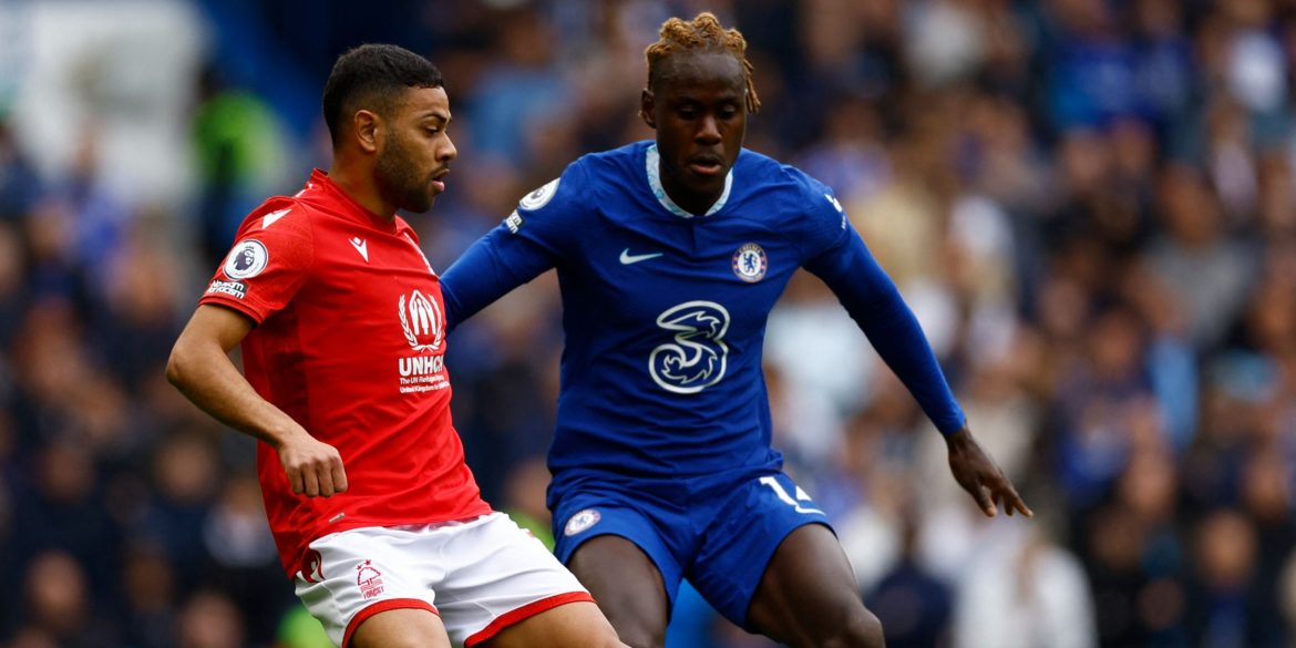 West Ham: Moyes Targeting "Unbelievable" £50k-p/w Machine At London Stadium